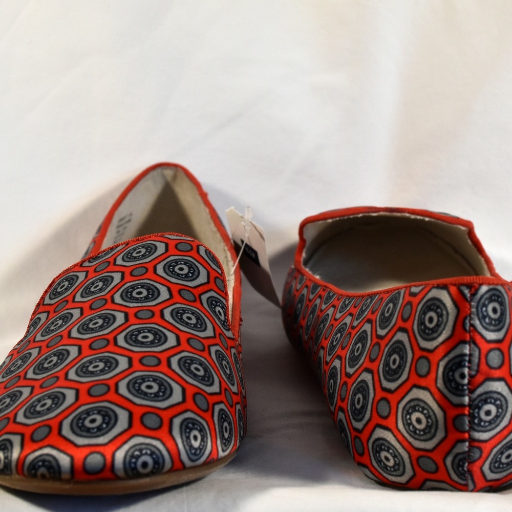 red and grey patterned loafers from GAP new